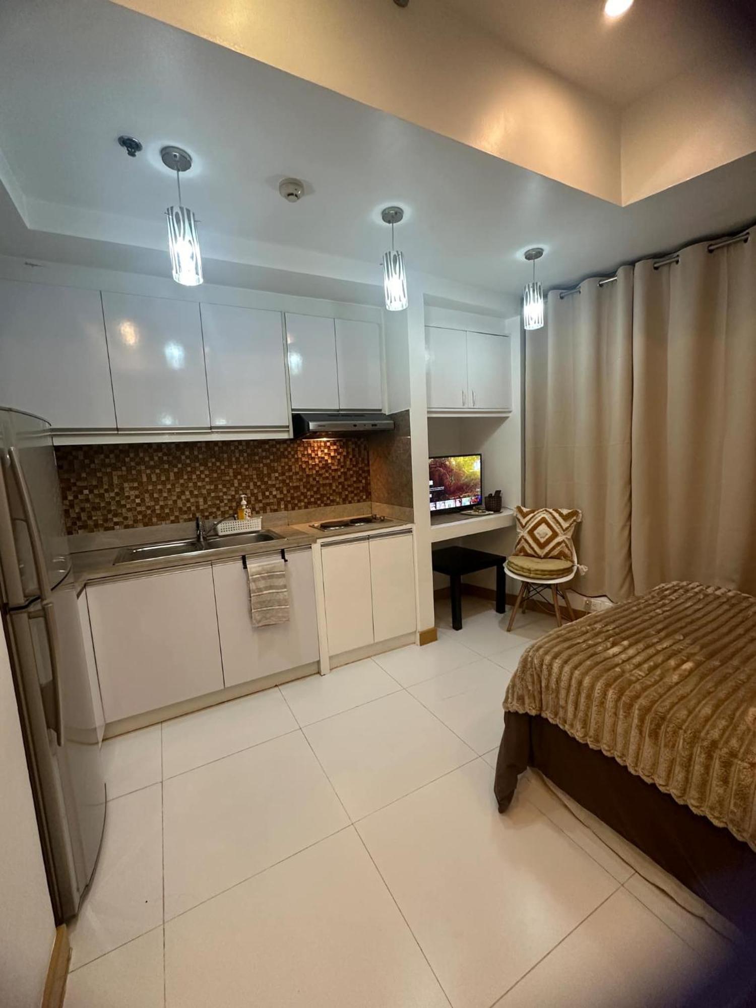 Cozy Place With City View At Greenbelt Makati Manila Dış mekan fotoğraf